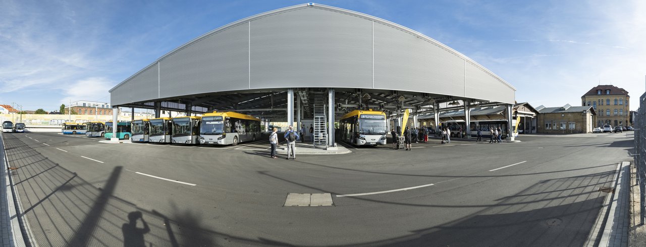 Panorama-Foto von dem Bus-Port