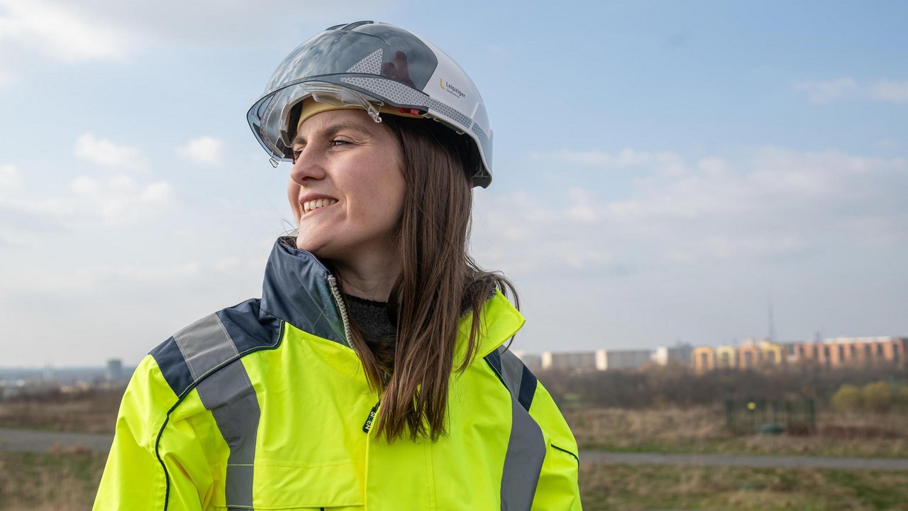 Lara Forsans mit Helm