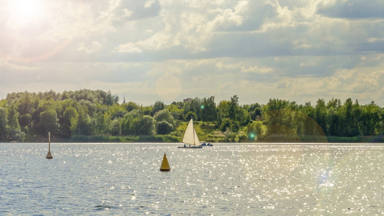 Blick auf einen See