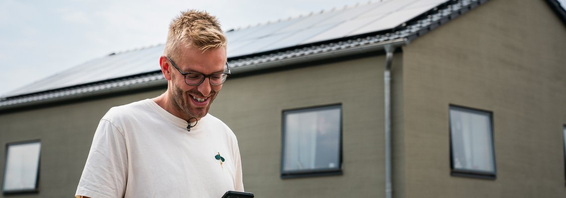 Eigene Solarstrom-Produktion über das Handy verfolgen.